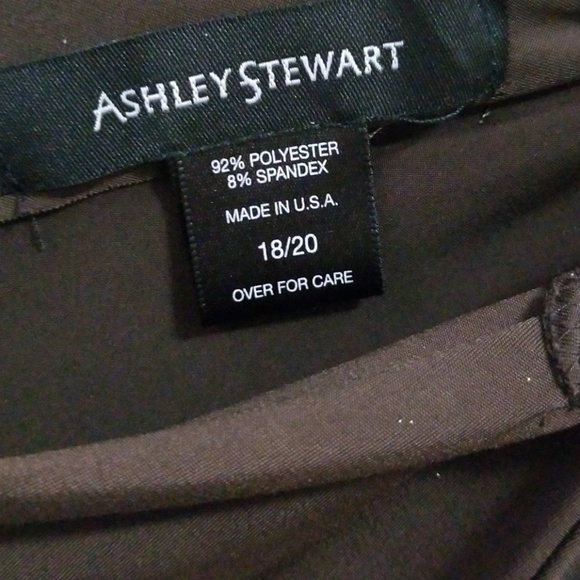 Top - Picture 2 of 2